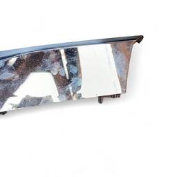 FRISO CROMADO GRADE CENTRAL HILUX 19/20 DIANT. ESQUERDA 