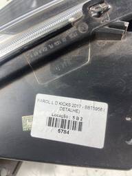 FAROL DIREITO KICKS 2017 A 2021 S/ LED