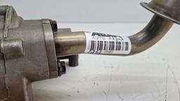 BOMBA OLEO MOTOR VOLKSWAGEN GOLF JETTA 2.0 2010 2011 (2)