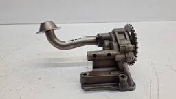 BOMBA OLEO MOTOR VOLKSWAGEN GOLF JETTA 2.0 2010 2011 (2)