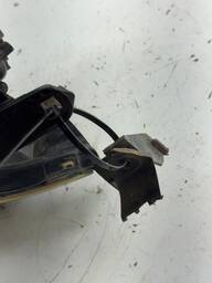 FAROL ESQUERDO PAJERO DAKAR L200 TRITON 2010 À 2018 DETALHE