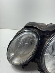 FAROL ESQUERDO CLASSE E W211 E350 2002 À 2009 DETALHE