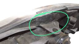 FAROL DIREITO GOLF 2008 A 2013 MASC NEGRA RECUPERADO 