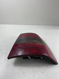 LANTERNA TRASEIRA DIREITA VECTRA 1997 A 1999 RÉ FUME