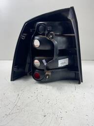 LANTERNA TRASEIRA DIREITA ASTRA HATCH 2003 A 2012 FUME