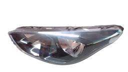 FAROL ESQUERDO KA 2018 A 2021 MASC NEGRA FRISO PRETO