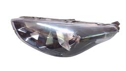 FAROL ESQUERDO KA 2018 A 2021 MASC NEGRA FRISO PRETO