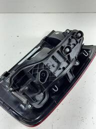 LANTERNA TRASEIRA ESQUERDA AMAROK 2017 À 2024