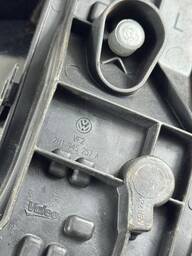 LANTERNA TRASEIRA ESQUERDA AMAROK 2017 À 2024