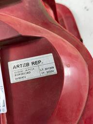 LANTERNA TRASEIRA DIREITA AMAROK 2017 À 2024 