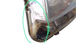 FAROL ESQUERDO SANDERO 2012 2013 A 2014 MASC NEGRA