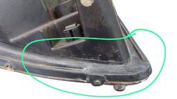 FAROL ESQUERDO SANDERO 2012 2013 A 2014 MASC NEGRA