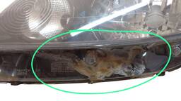 FAROL ESQUERDO SANDERO 2012 2013 A 2014 MASC NEGRA