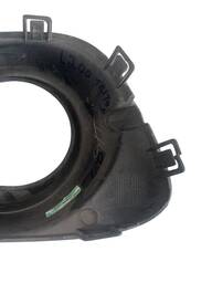 MOLDURA FAROL NEBLINA LADO DIR  MITSUBISHI L200 ORIGINAL