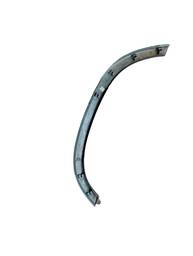 MOLDURA PARALAMA TRASEIRO DIREITO TRACKER 2017 A 2019