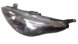 FAROL ESQUERDO KA 2018 A 2021 MASC NEGRA FRISO PRETO