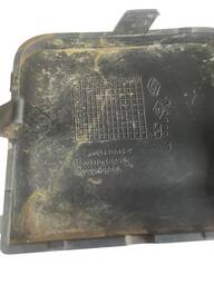 TAMPA REBOQUE PARACHOQUE DIANTEIRO SANDERO 2009 A 2011