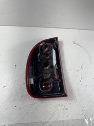 LANTERNA TRASEIRA DIREITA CORSA 1995 À 1999 
