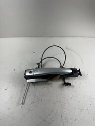 Maçaneta Ext. Porta Traseira Esquerda Kicks 2017 À 2025