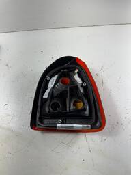 LANTERNA TRASEIRA ESQUERDA GOL G3 1999 À 2005 FUME