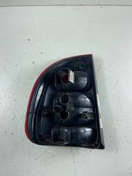 LANTERNA TRASEIRA DIREITA CORSA CLASSIC 2000 A 2010 FUME