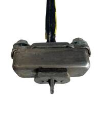 LIMITADOR PORTA TRASEIRA ESQUERDA NISSAN TIIDA 2011 2012