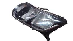 FAROL ESQUERDO SANDERO 15/20 LOGAN 2014 A 2020 FRISO CROMADO