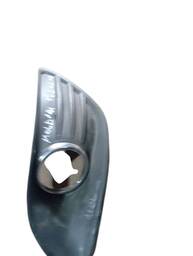 GRADE MOLDURA MILHA DIREITO FOCUS 2009 2010 A 2013