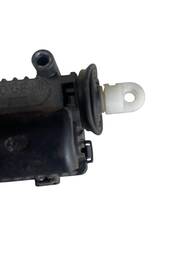 MOTOR TRAVA TANQUE PARA VECTRA 1996 À 2005