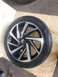 JOGO 4 RODAS ARO 17 POLO 2024 1.0 PNEUS C/DETALHES