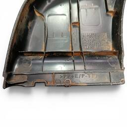 MOLDURA PARACHOQUE TRASEIRO DIREITO HILUX 05/15