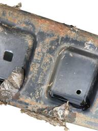 TRAVESSA INFERIOR RADIADOR LAND ROVER FREELANDER 2007 2008