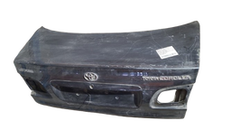 Tampa Traseira Corolla 1996 a 2002