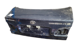 Tampa Traseira Corolla 1996 a 2002