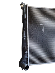 RADIADOR I30 2.0 2011