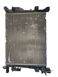 Radiador e Condensador Sandero 1.0 17/18 (Obs: Sem um Pin)