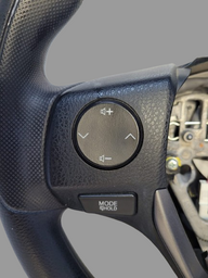 VOLANTE YARIS 2019 A 2023