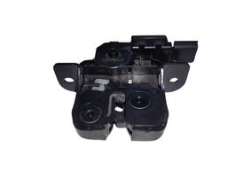 FECHADURA TAMPA TRASEIRA KICKS 2024/..