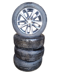 Jogo Rodas c/Pneu Aro 17 Tracker c/Detalhes