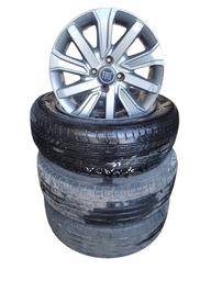 Jogo de Rodas c/Pneu Strada Aro 15 c/Detalhe