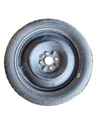 Roda c/Pneu estragado Aro 16