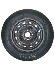 Roda c/Pneu Aro 13 Corsa c/detalhe