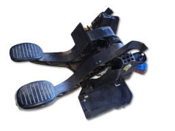 Pedal Freio/Embreagem Strada 1.4 2021 Endurance