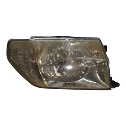 FAROL DIREITO PAJERO IO E TR4 98 A 06 SIMILAR COM DETALHE