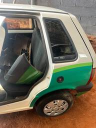 Recorte Lateral Traseiro Esquerdo Fiat Uno 2009 - 2010