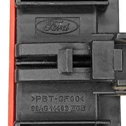 PLUG CONECTOR COMUTADORA FORD NEW FIESTA 2014