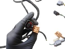 CHICOTE TAMPA PORTA MALAS FOX/CROSSFOX 2015 A 2018