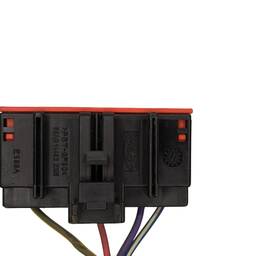 PLUG CONECTOR COMUTADORA FORD NEW FIESTA 2014