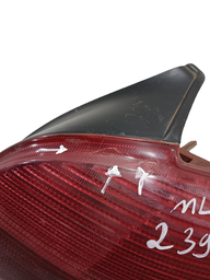 LANTERNA TRASEIRA DIREITA PEUGEOT 206 1999 2000 A 2004