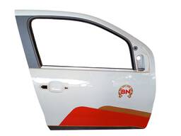 PORTA DIANTEIRA DIREITA MOBI TREKKING 2020 A 2024 (AVARIA)